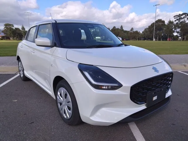 marvella-car-rental-mauritius-suzuki-swift-white-1